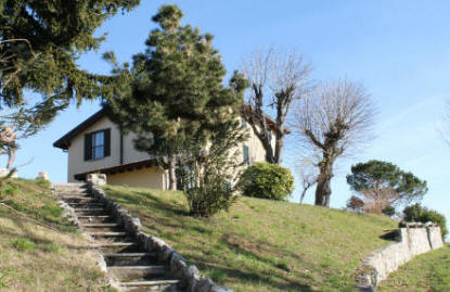 Monte cornizzolo alle spalle dell' Eremo di Eupilio